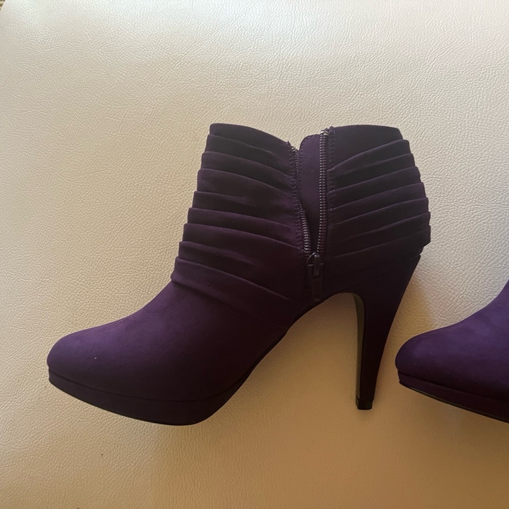 Coach and Four Booties. Only time worn was when I tried them on at the store.